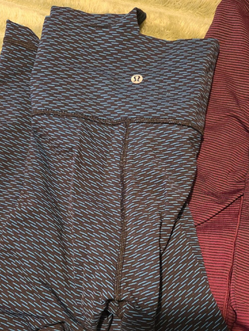 Lululemon Leggings 10- ALO Windebreaker Syle Wide Leg Large- NIKE zip  LOT! - Picture 2 of 7